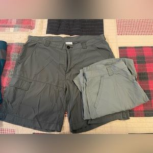 Men’s Columbia shorts (lot of 2)
